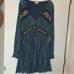 Turquoise Lace Mini Dress with Floral Accents, XS